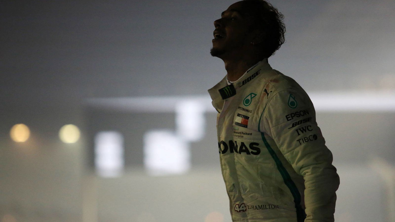 Hamilton explains how ‘overdelivering’ Mercedes keep finding gains