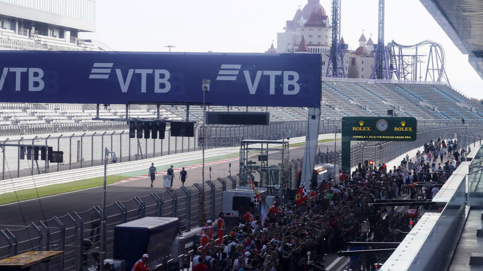 F1 Paddock Notebook - GP Rusia Kamis