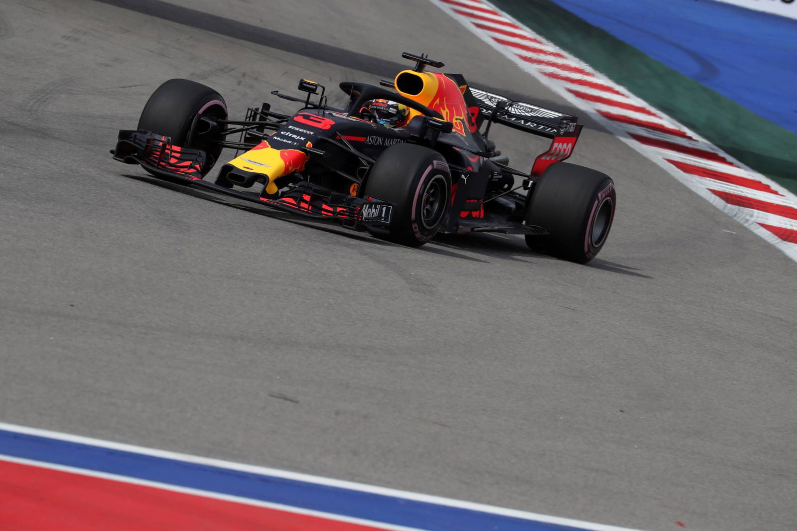 Hamilton rues ‘over-egging’ final Q3 lap in Sochi