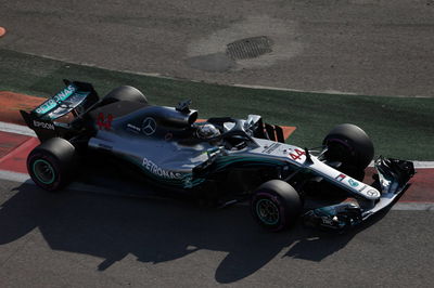 Hamilton wins Russian GP after Mercedes team orders