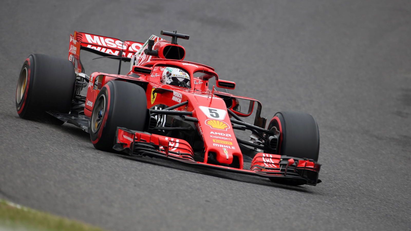Vettel: Ferrari won’t commit suicide attacking Mercedes