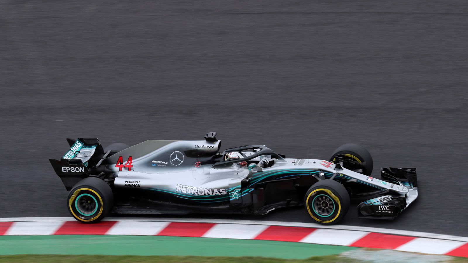 Hamilton menyelesaikan latihan menyapu F1 Jepang di FP3