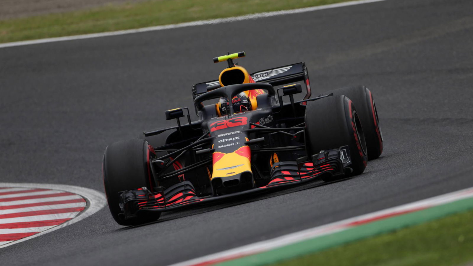 Verstappen: Red Bull can challenge Ferrari, Merc “too far ahead”