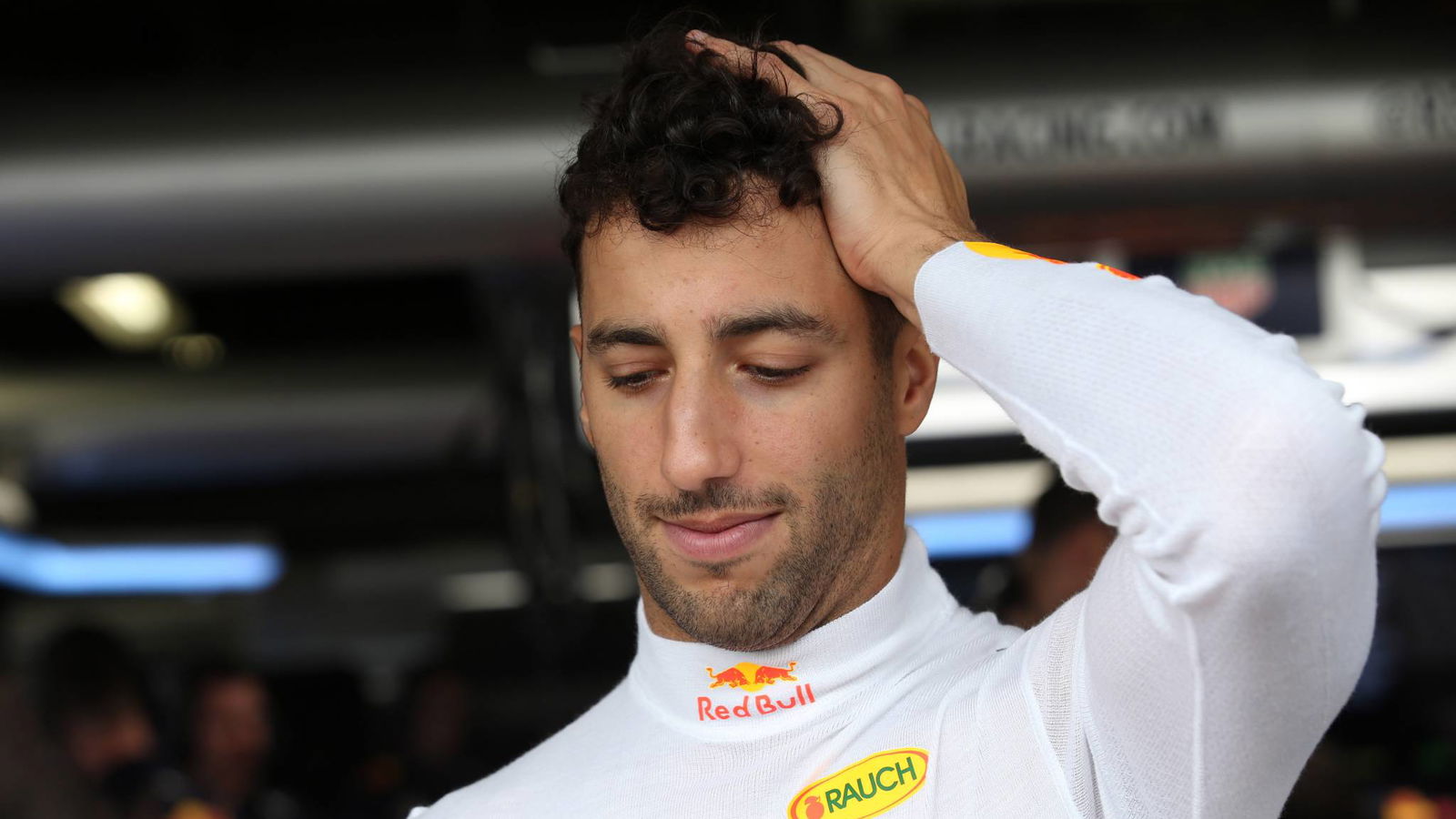 Ricciardo qualifying wrecked by ‘eight millimetre’ part