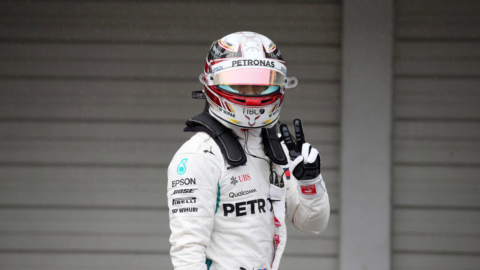 Mistake-free qualifying shows Mercedes is best F1 team - Hamilton