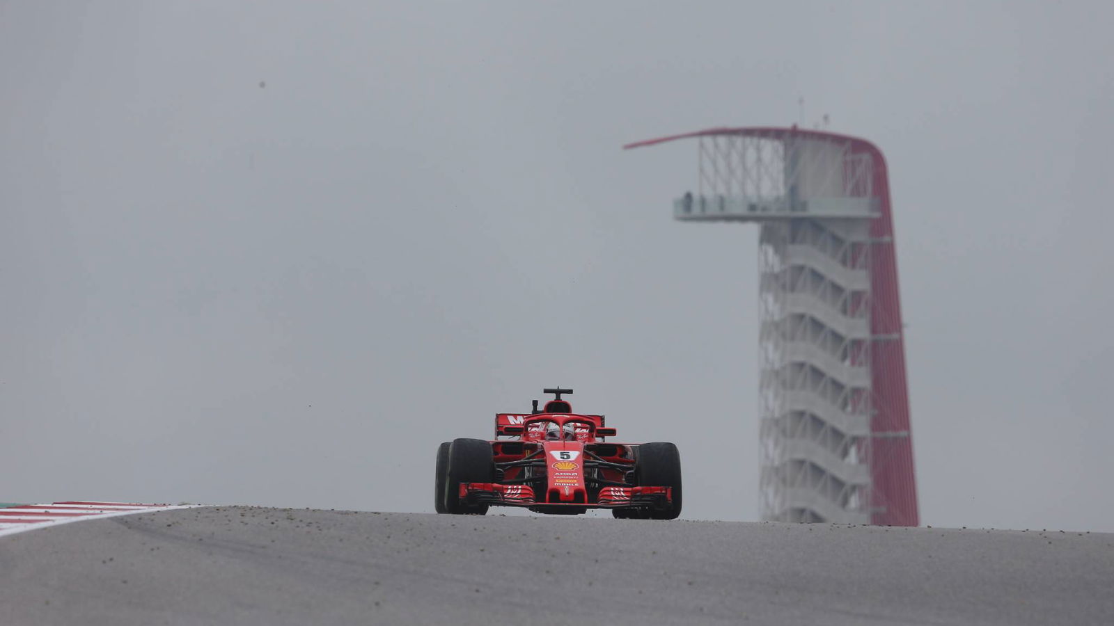Vettel terancam dijatuhkan grid karena bendera merah mengebut di FP1