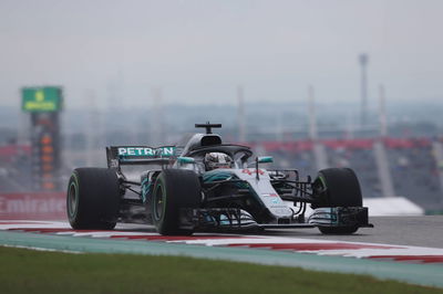 Hamilton leads US GP FP2 as rain limits running