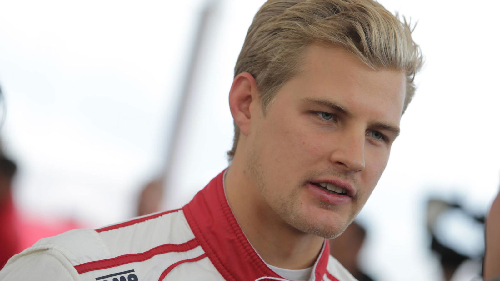 Ericsson mengamankan sakelar IndyCar dengan Schmidt Peterson Motorsports