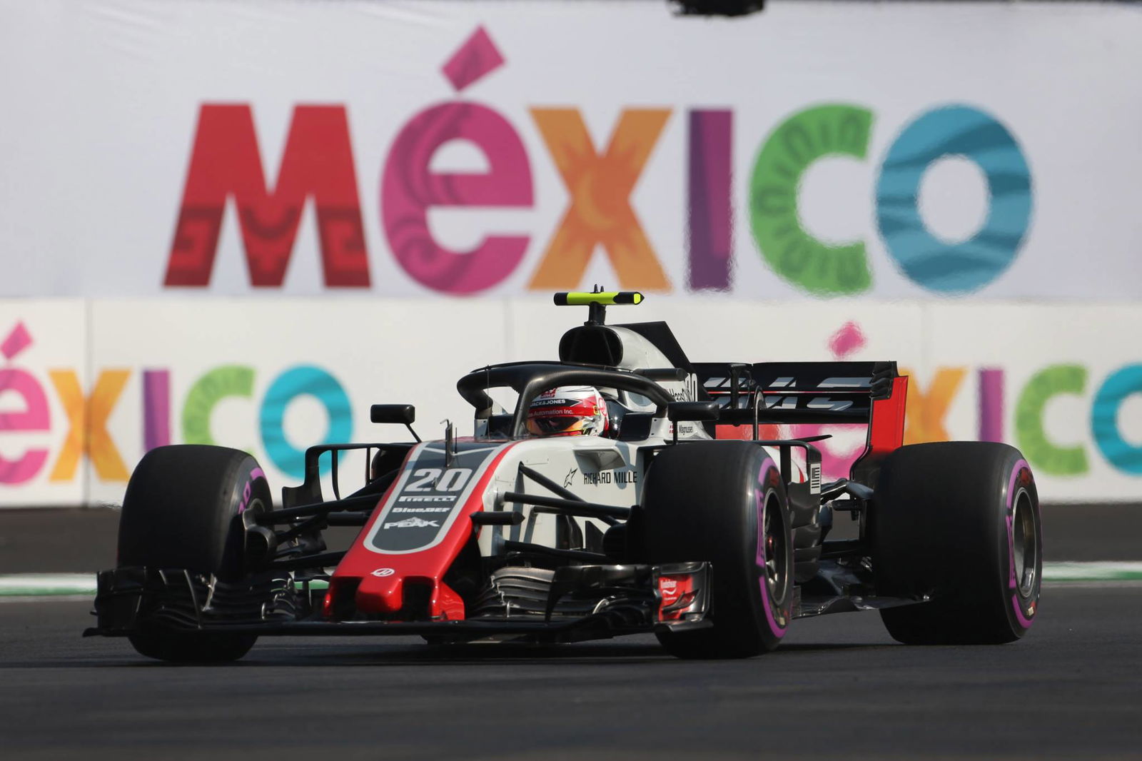 Verstappen memimpin Red Bull 1-2 dalam pembukaan latihan F1 Meksiko