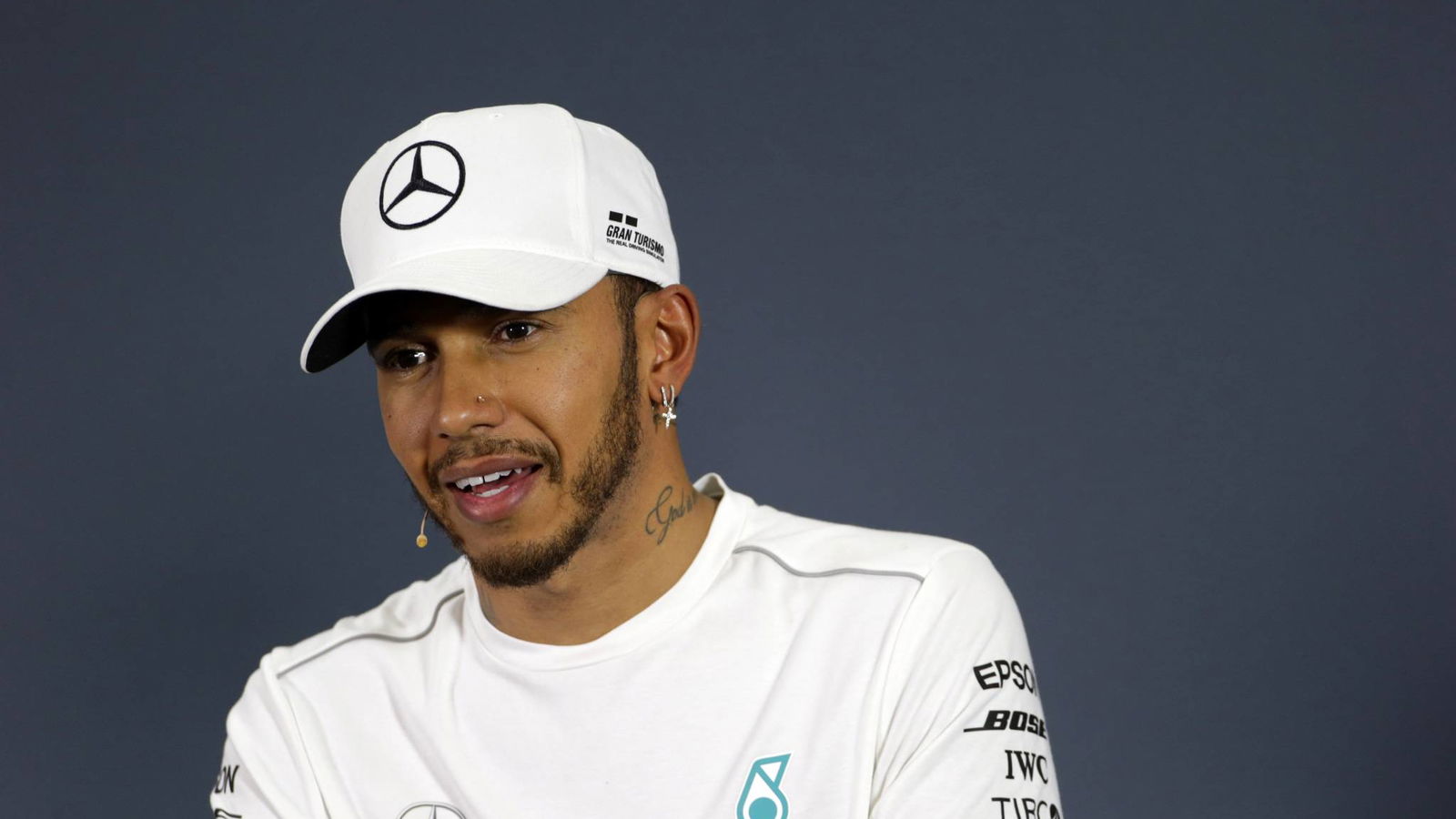 Hamilton ingin bekerja dengan FIA untuk membantu generasi masa depan