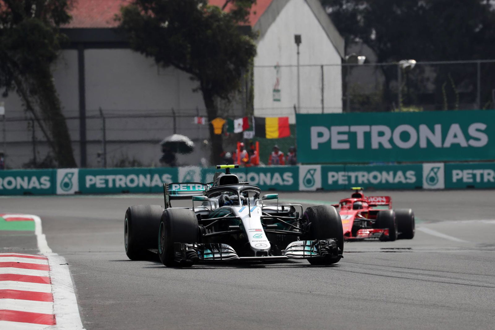 Verstappen takes dominant Mexico win as Hamilton clinches title
