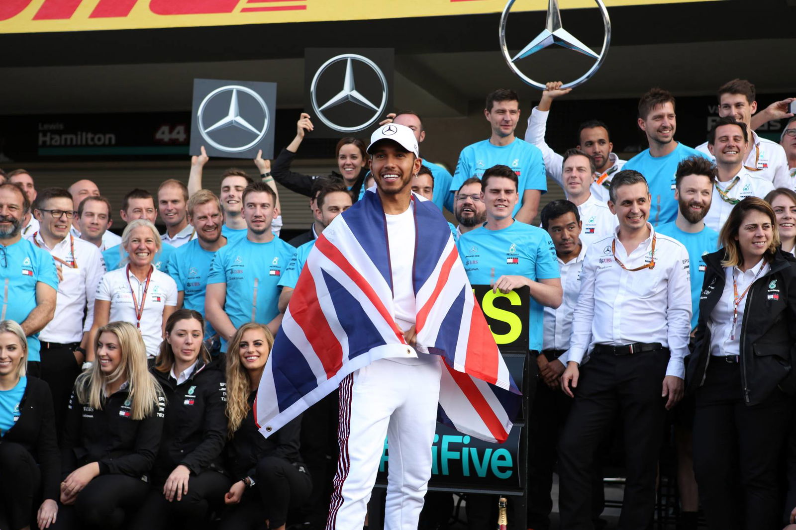 Who is leading the last F1 tech trends of 2018?