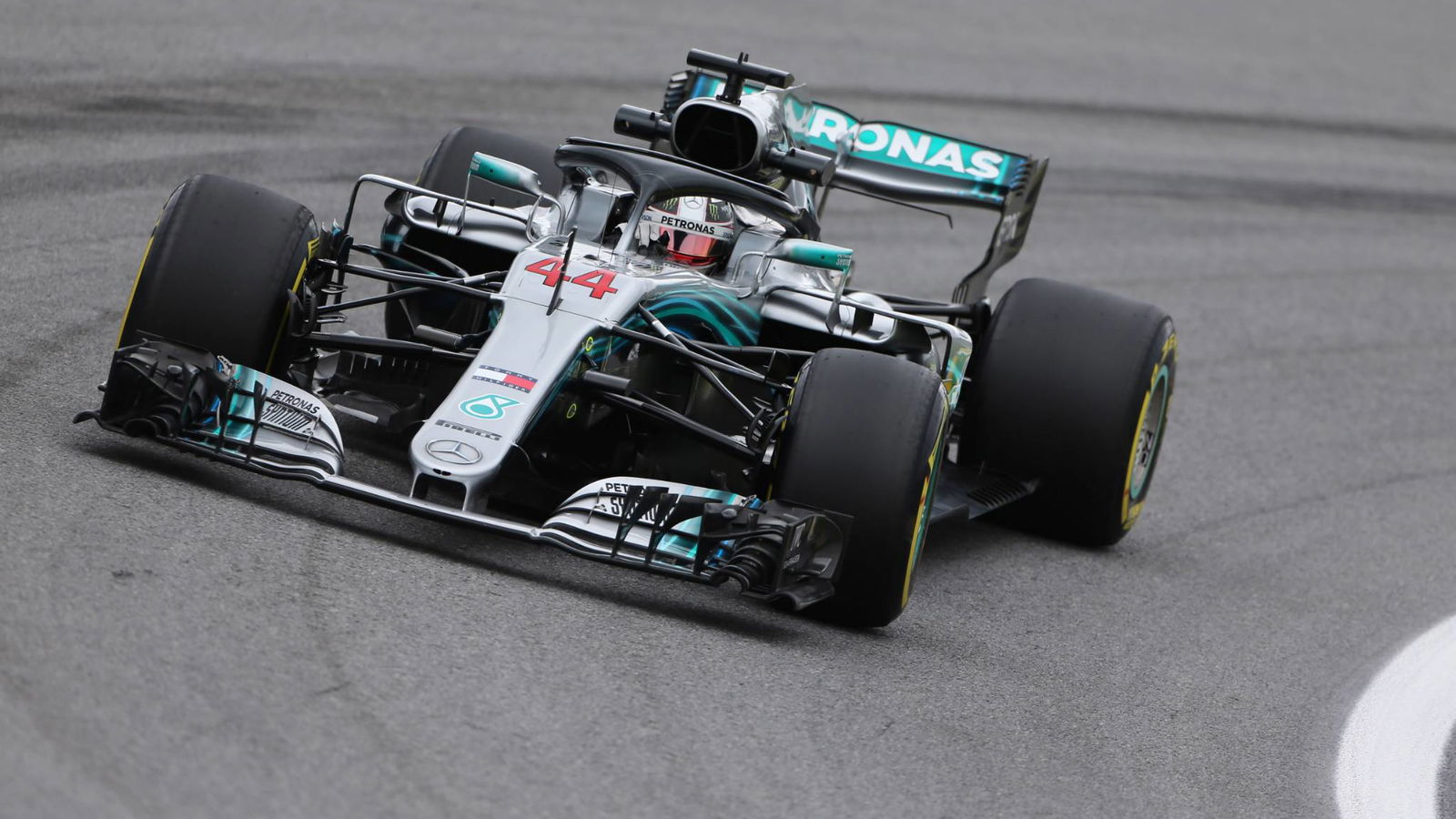 Hamilton: Mercedes still working on car issues in Brazil