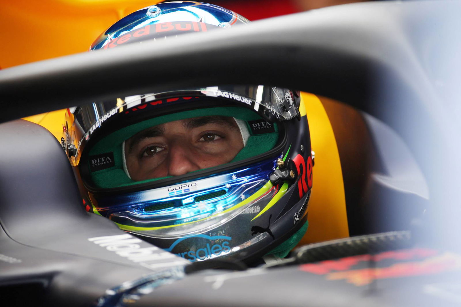 Wolff injured knee during Mercedes F1 celebrations