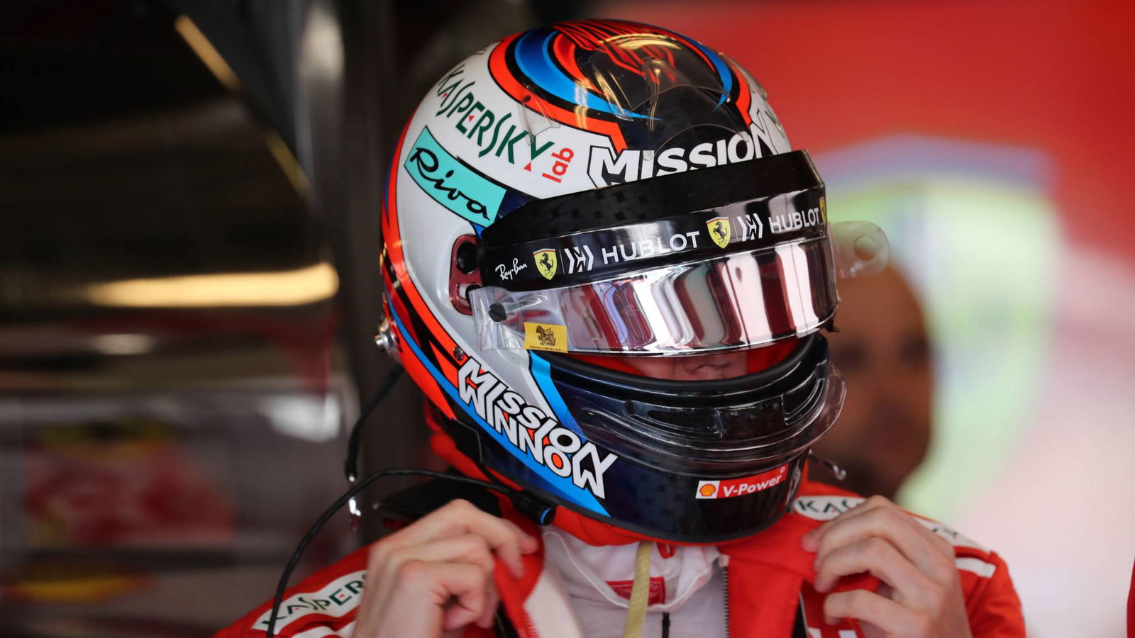 Raikkonen mendapat teguran karena kebingungan jalur pit FP3