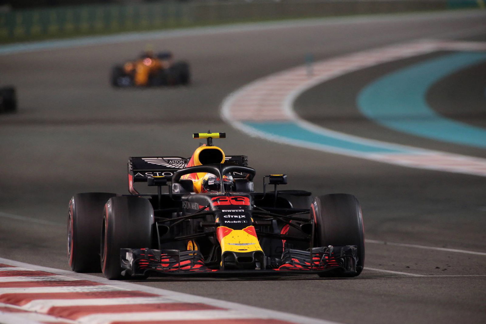 Alonso thankful for 'magic' F1 send-off with Hamilton, Vettel