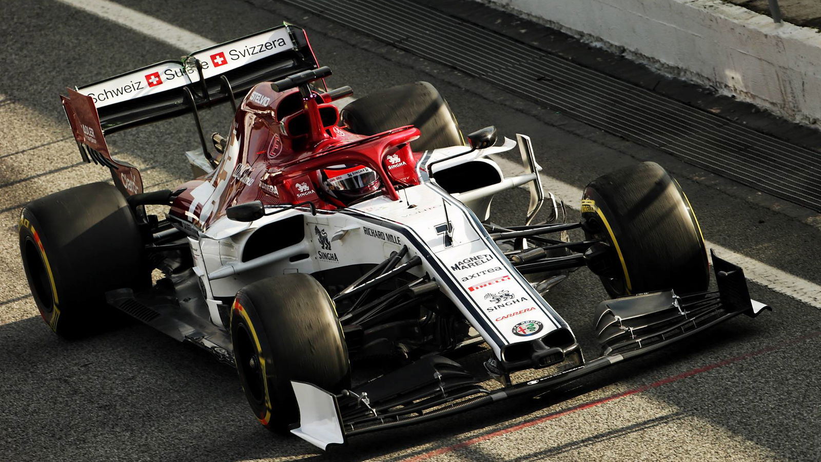 Tes F1 Barcelona 1 Kali - Senin 15:00