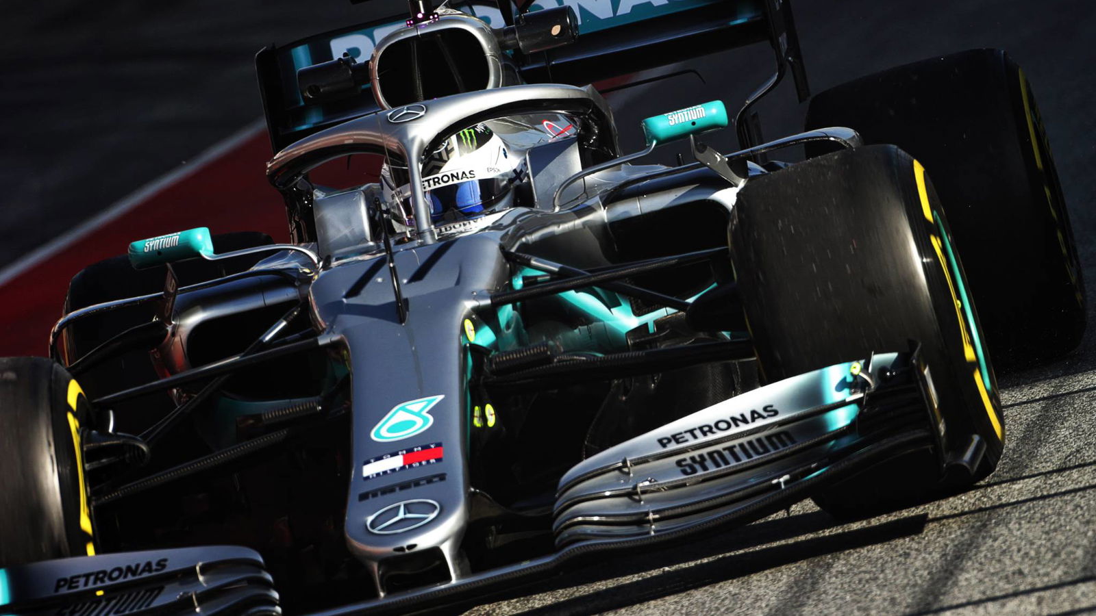 Bottas: Mercedes membutuhkan lebih banyak untuk bersaing dengan Ferrari