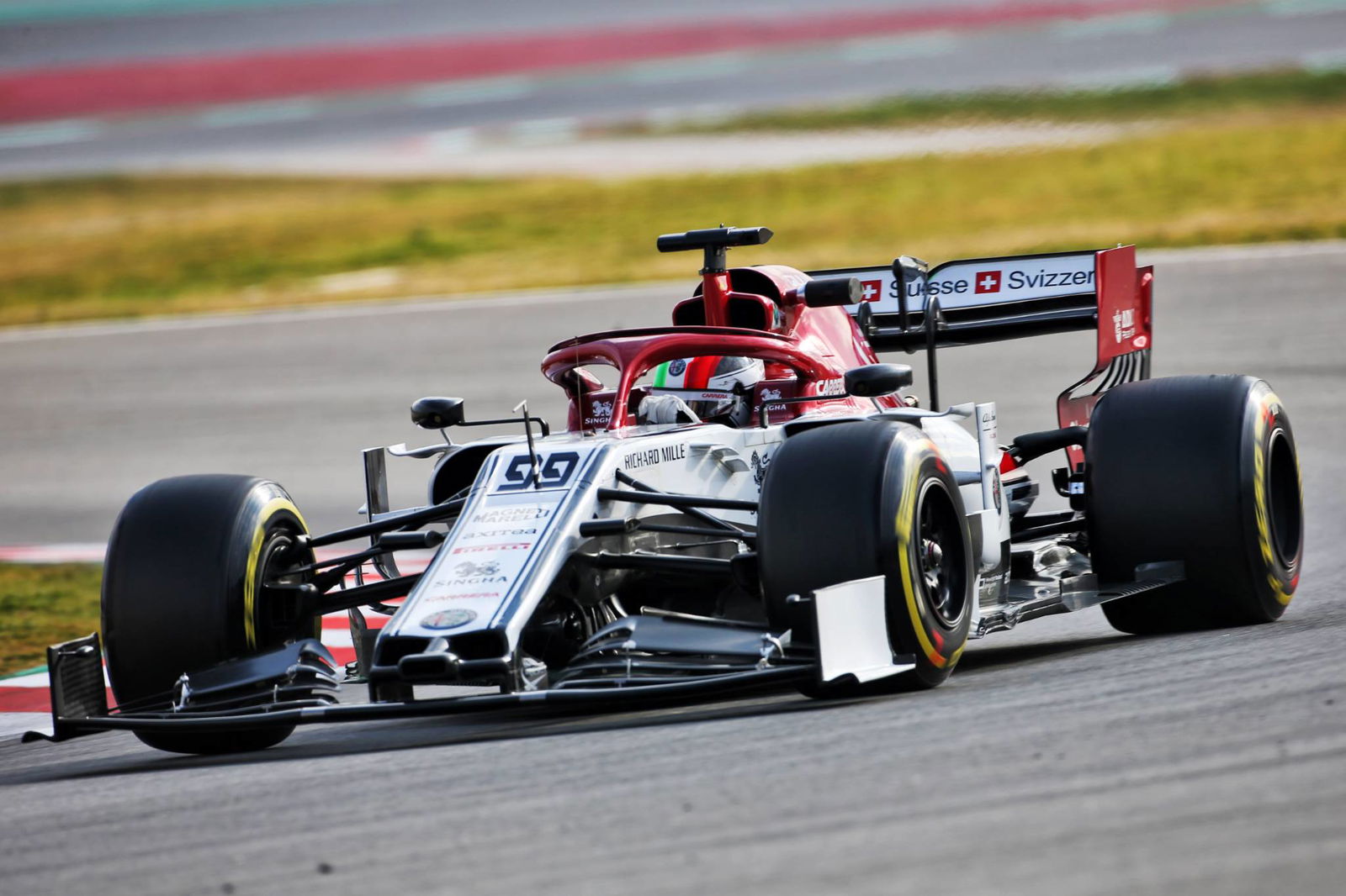 Leclerc leads, Ricciardo hits trouble on 2nd morning of F1 testing