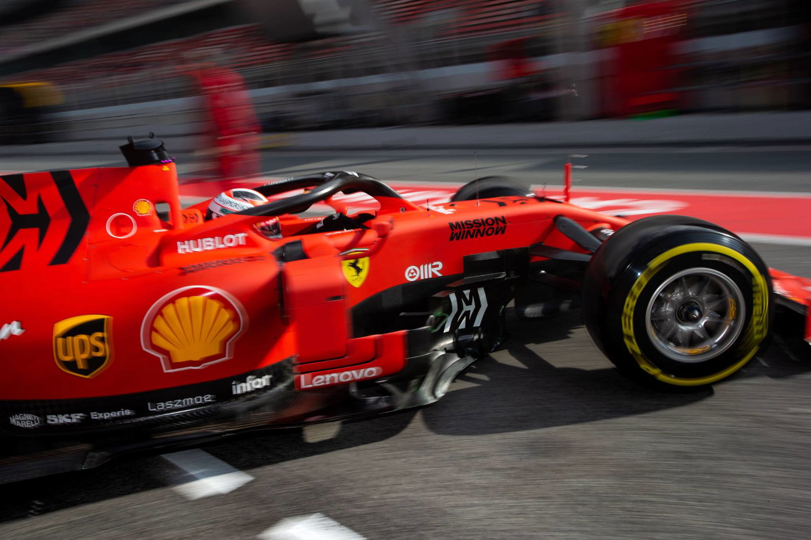 Bottas: Mercedes membutuhkan lebih banyak untuk bersaing dengan Ferrari