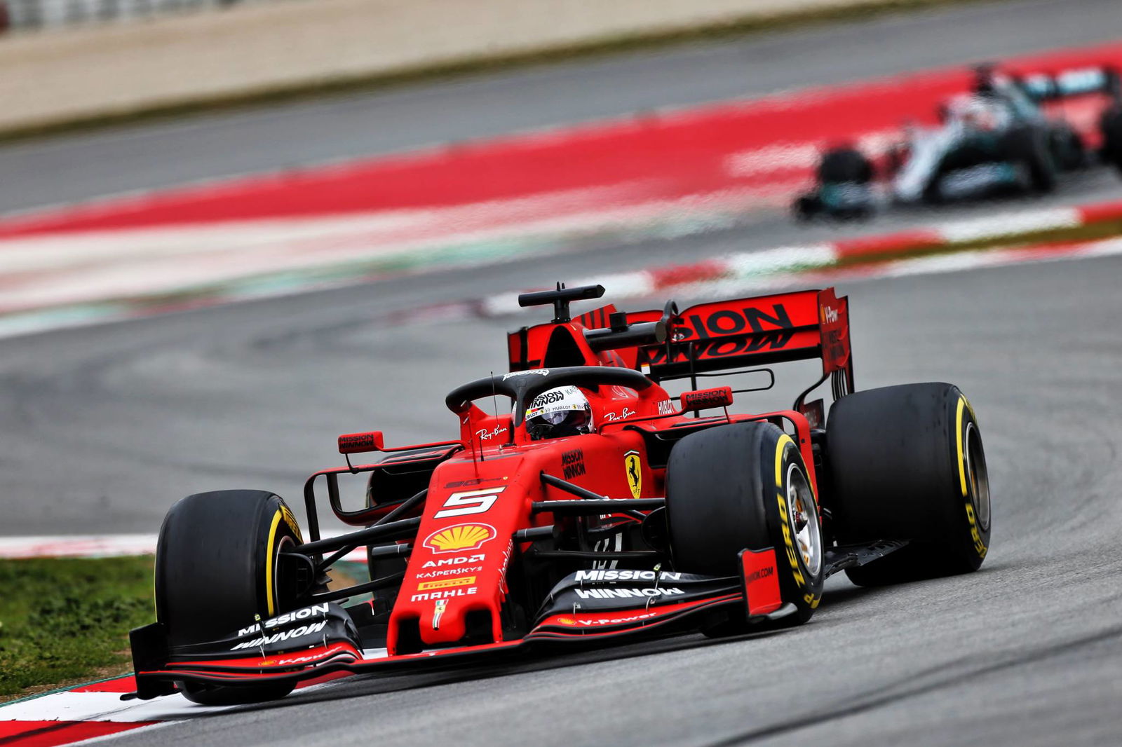 Hamilton braces for “more aggressive” Bottas in 2019