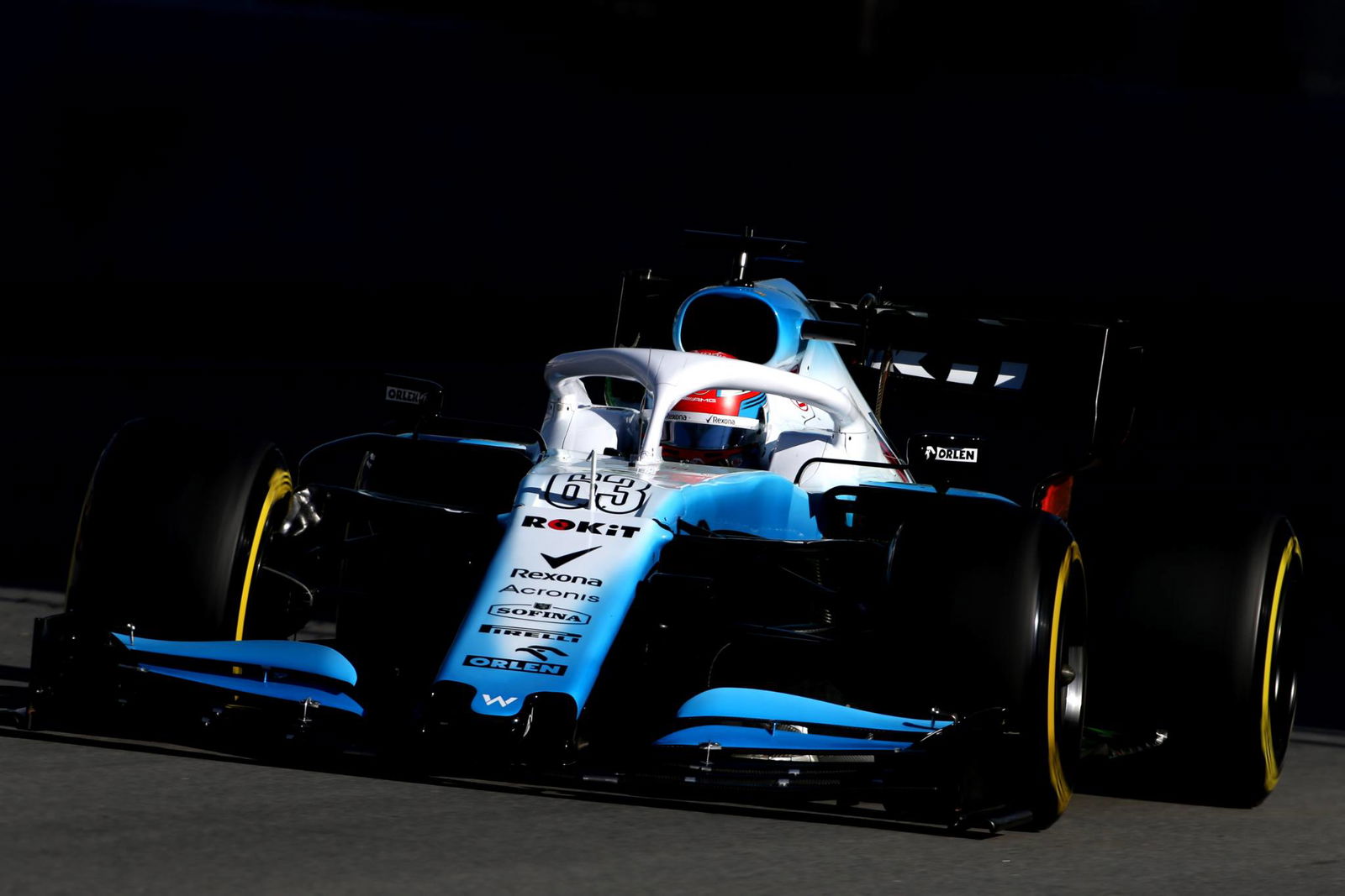 Norris di atas saat McLaren menyelidiki halte kedua