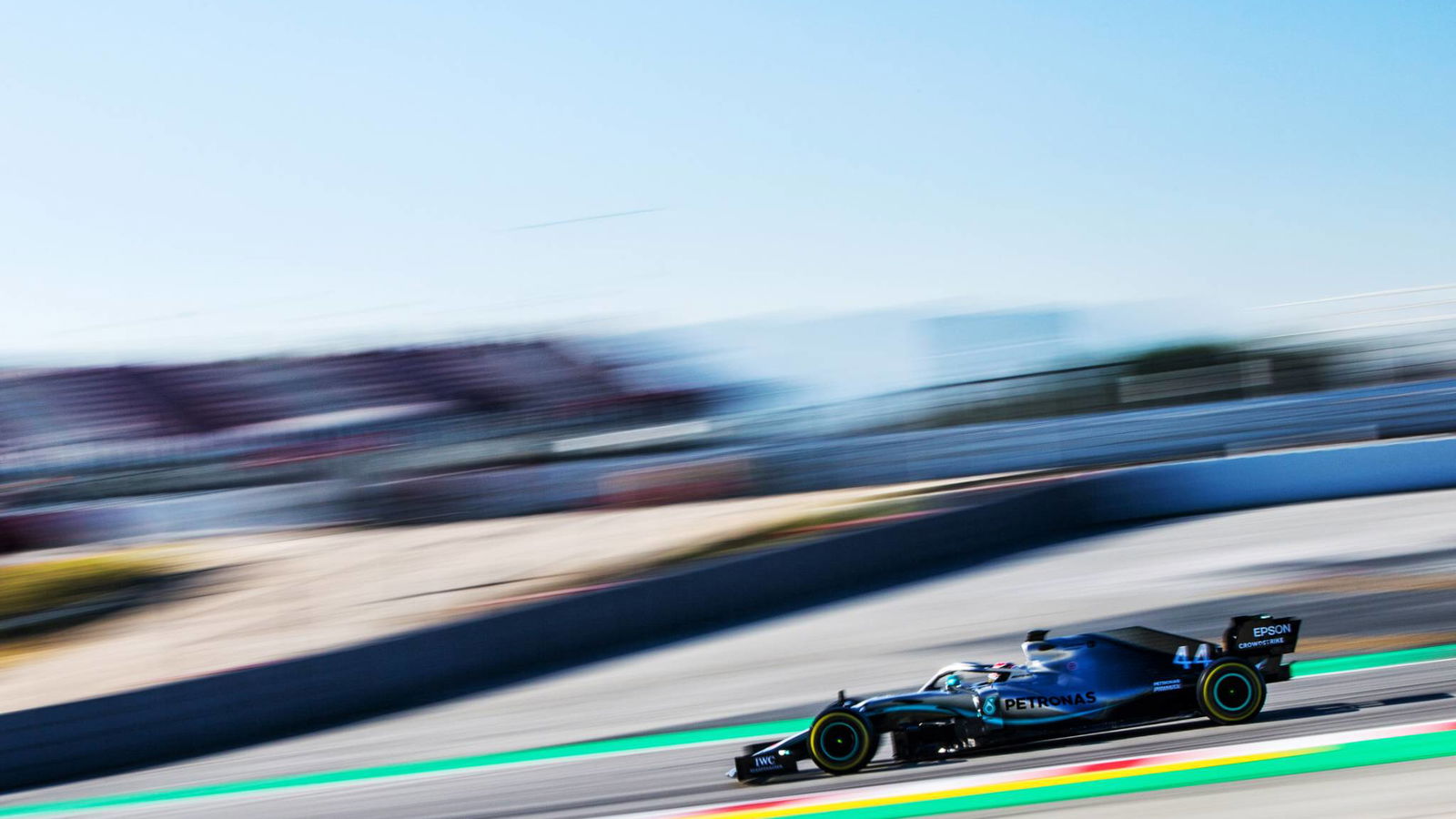 Mercedes mengungkapkan peningkatan kecepatan balapan F1 yang 'cukup'