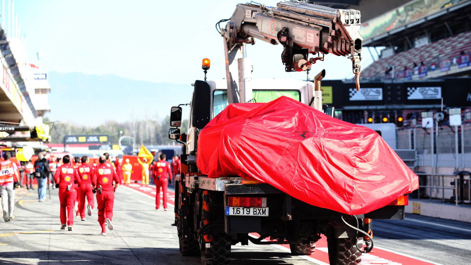 Ferrari mengakhiri uji coba F1 lebih awal karena masalah kelistrikan