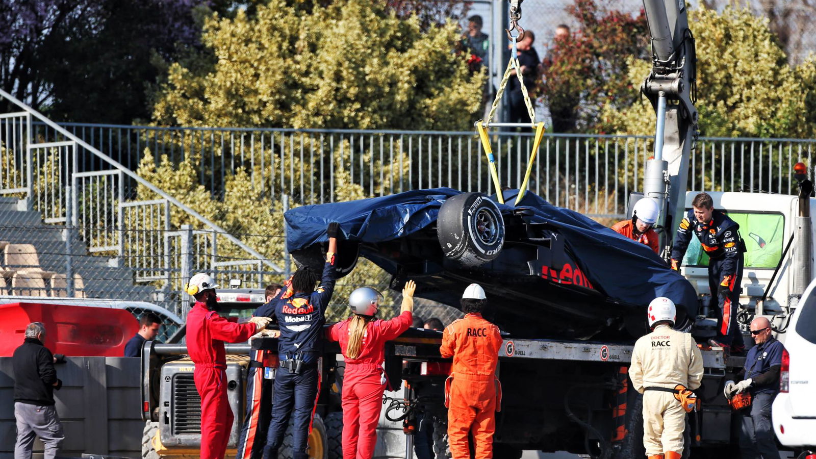 Pengujian Pra-Musim F1 - Hari ke-7 saat itu terjadi