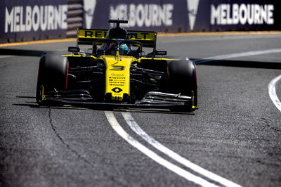 Ricciardo already providing Renault with ‘new direction’