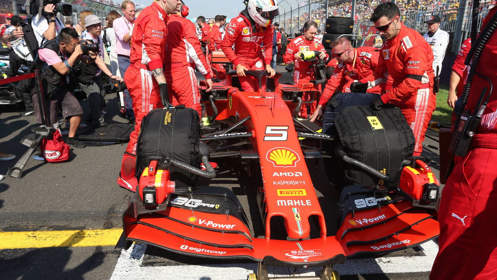 F1 Bahrain Grand Prix - Starting Grid