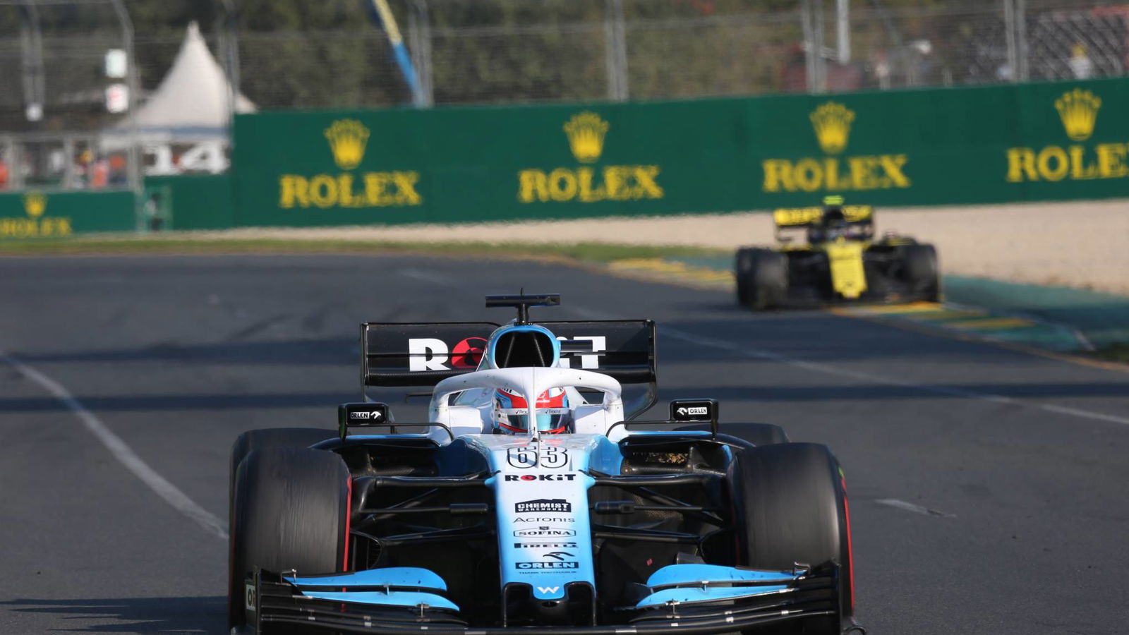 Russell: Early races are practice sessions for Williams