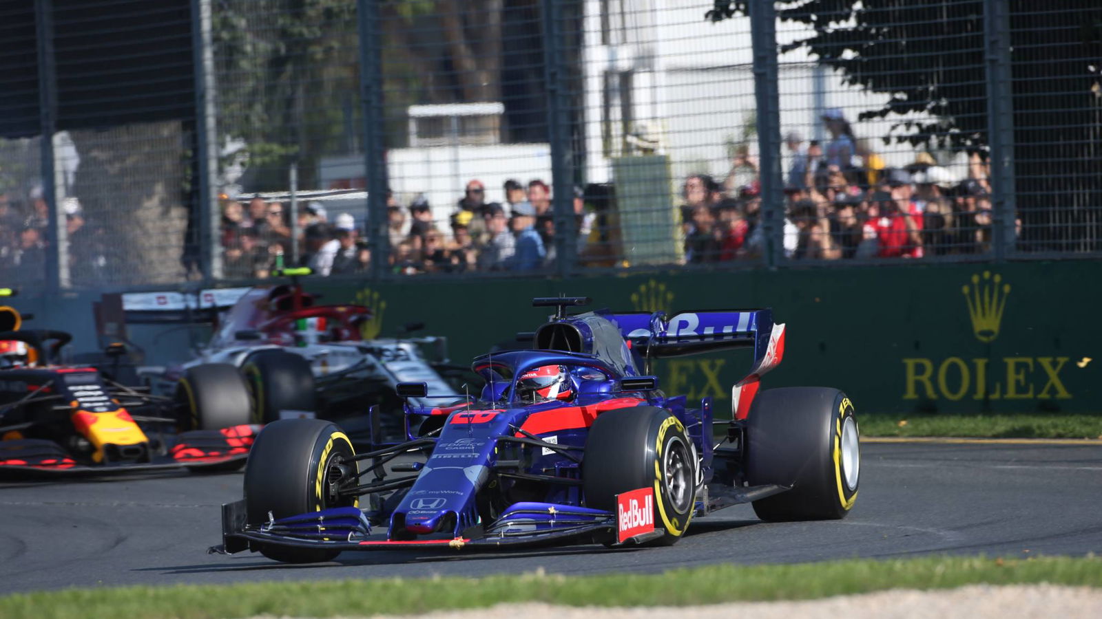 Kvyat ‘pushed like an animal’ in charge to comeback point
