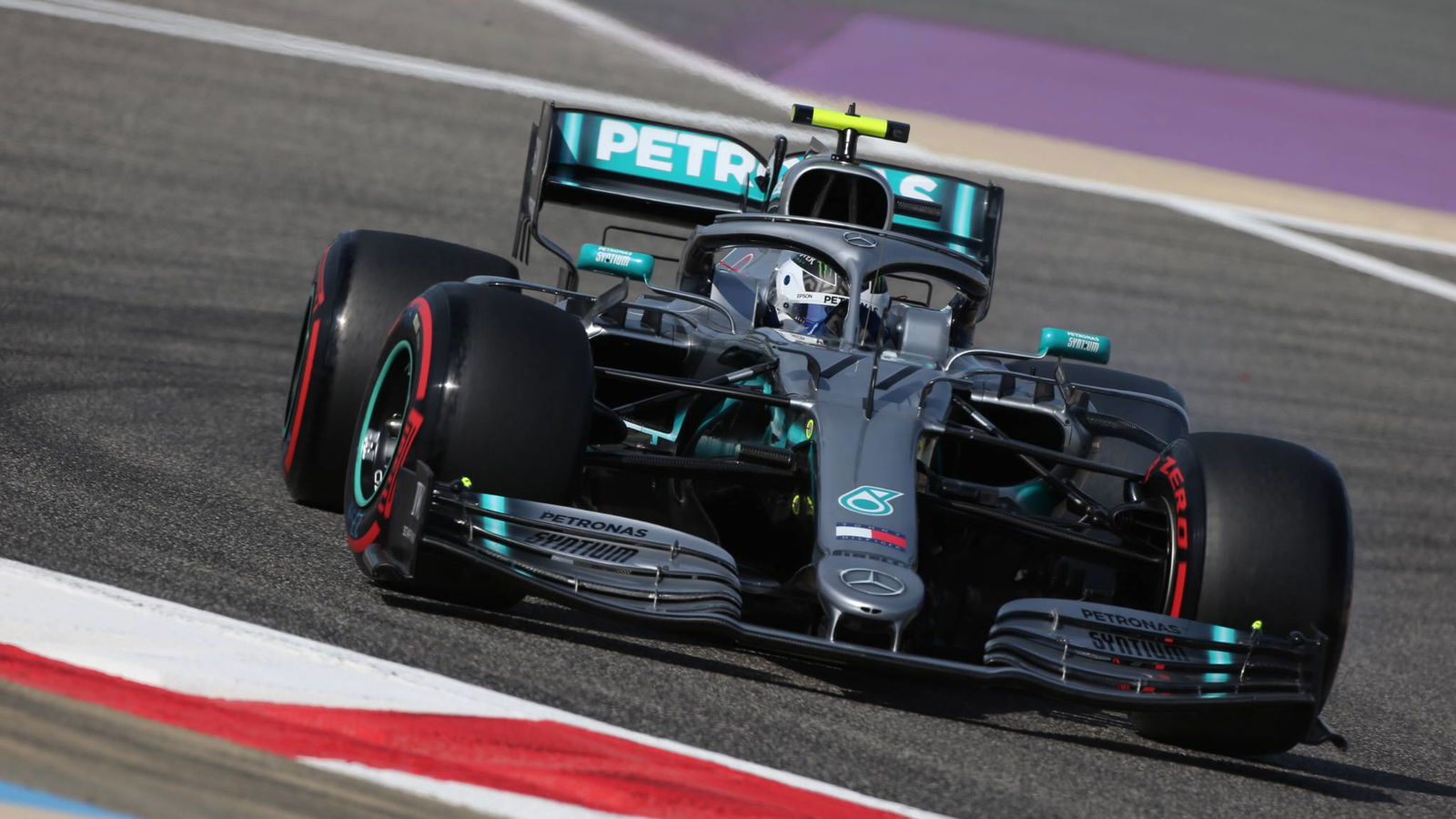 Ferrari memiliki 'keunggulan kecil dan kecil' pada Mercedes di Bahrain