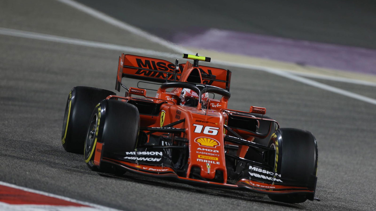 Ferrari sedang menyelidiki masalah silinder mesin Leclerc