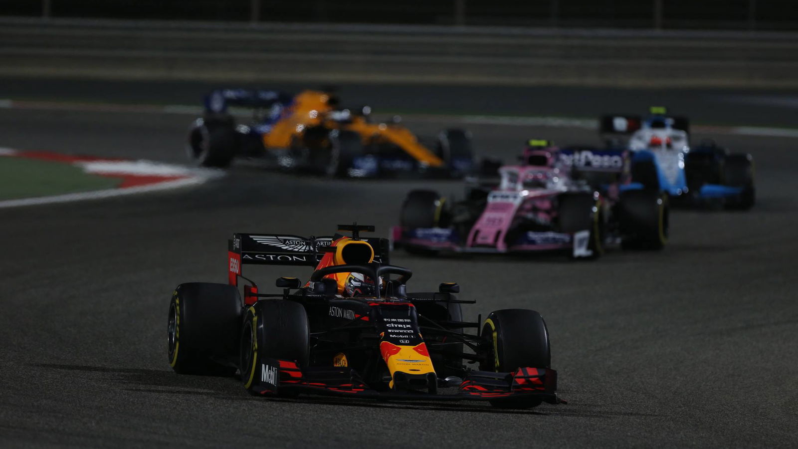 Verstappen: Kami tidak pantas naik podium meskipun ada safety car