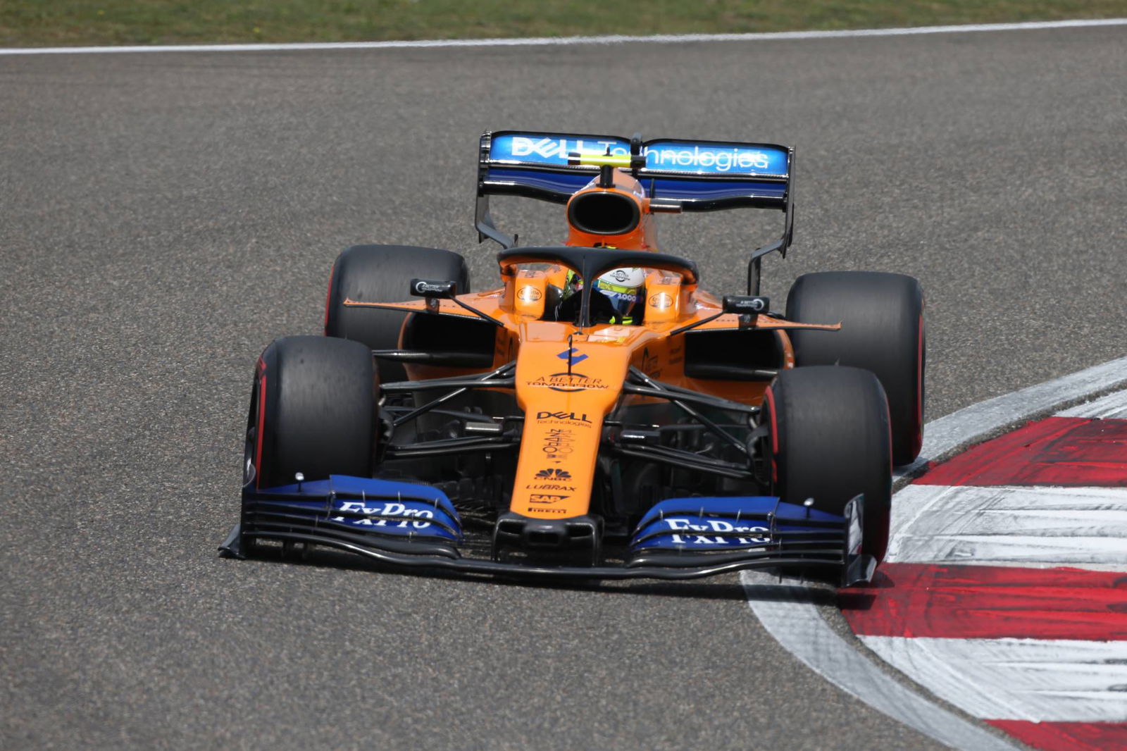Wolff: Ferrari's straight line advantage 0.3s in China