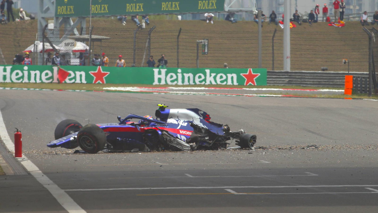 Albon ruled out of China qualifying after FP3 crash