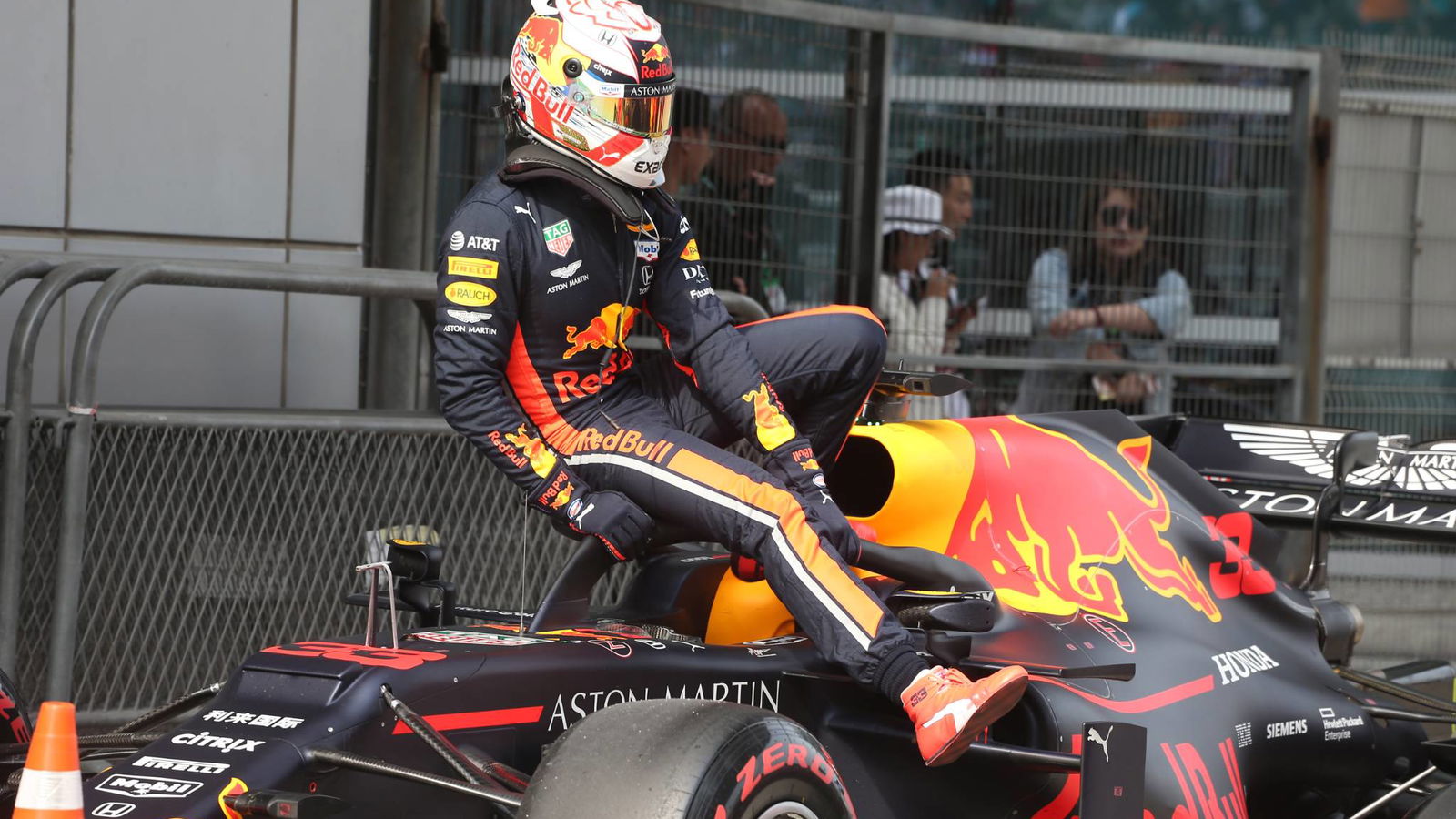 Verstappen “very mature” about Red Bull-Honda situation