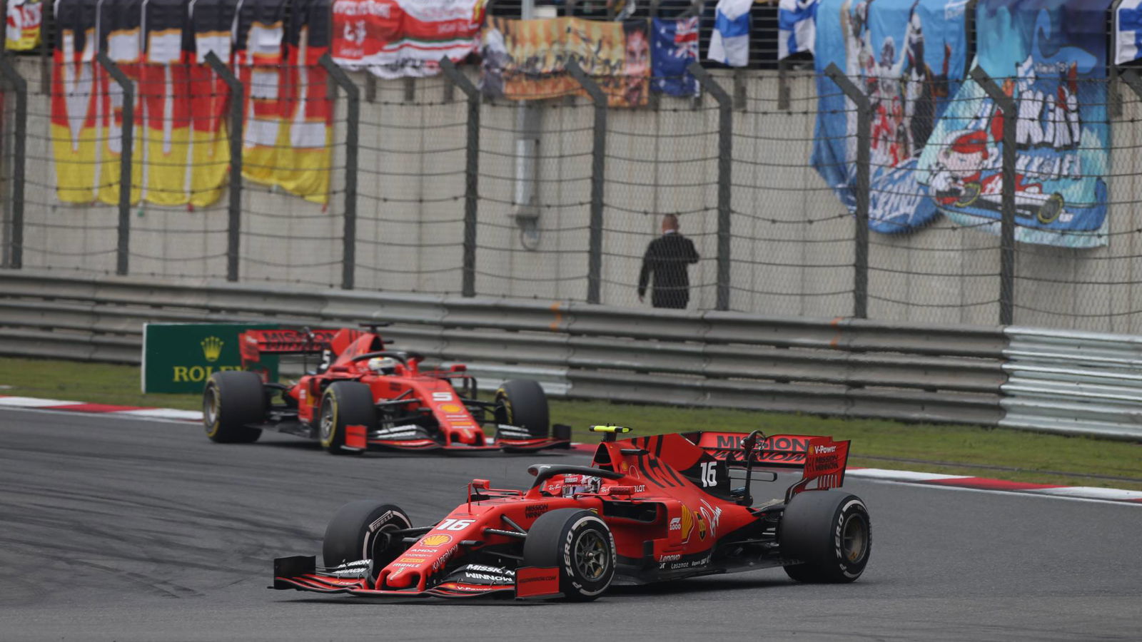 Ferrari can't afford to ‘play games’ - Hakkinen