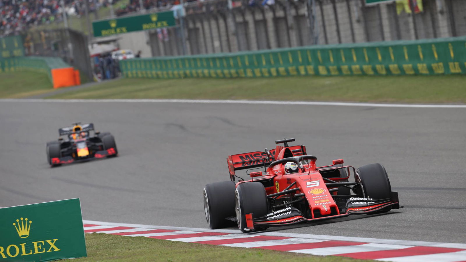 Ferrari 'pesaing yang menonjol' di jalan lurus - Horner