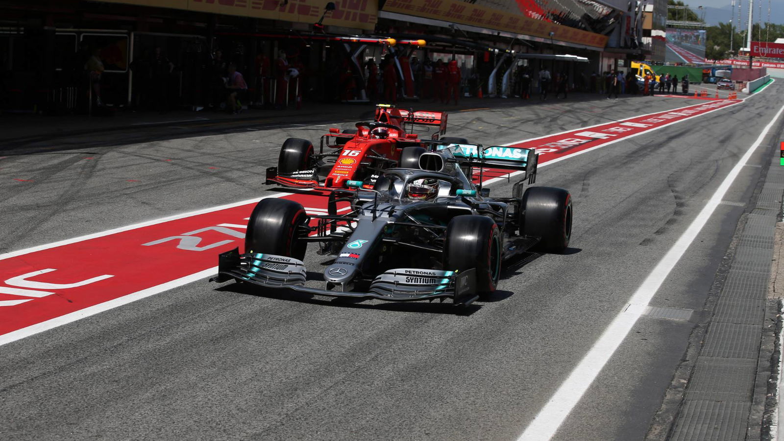 Mercedes discussed appeal of Ferrari move with Hamilton