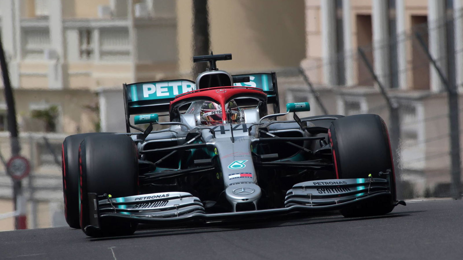 Hamilton takes Monaco GP pole as Ferrari flounders