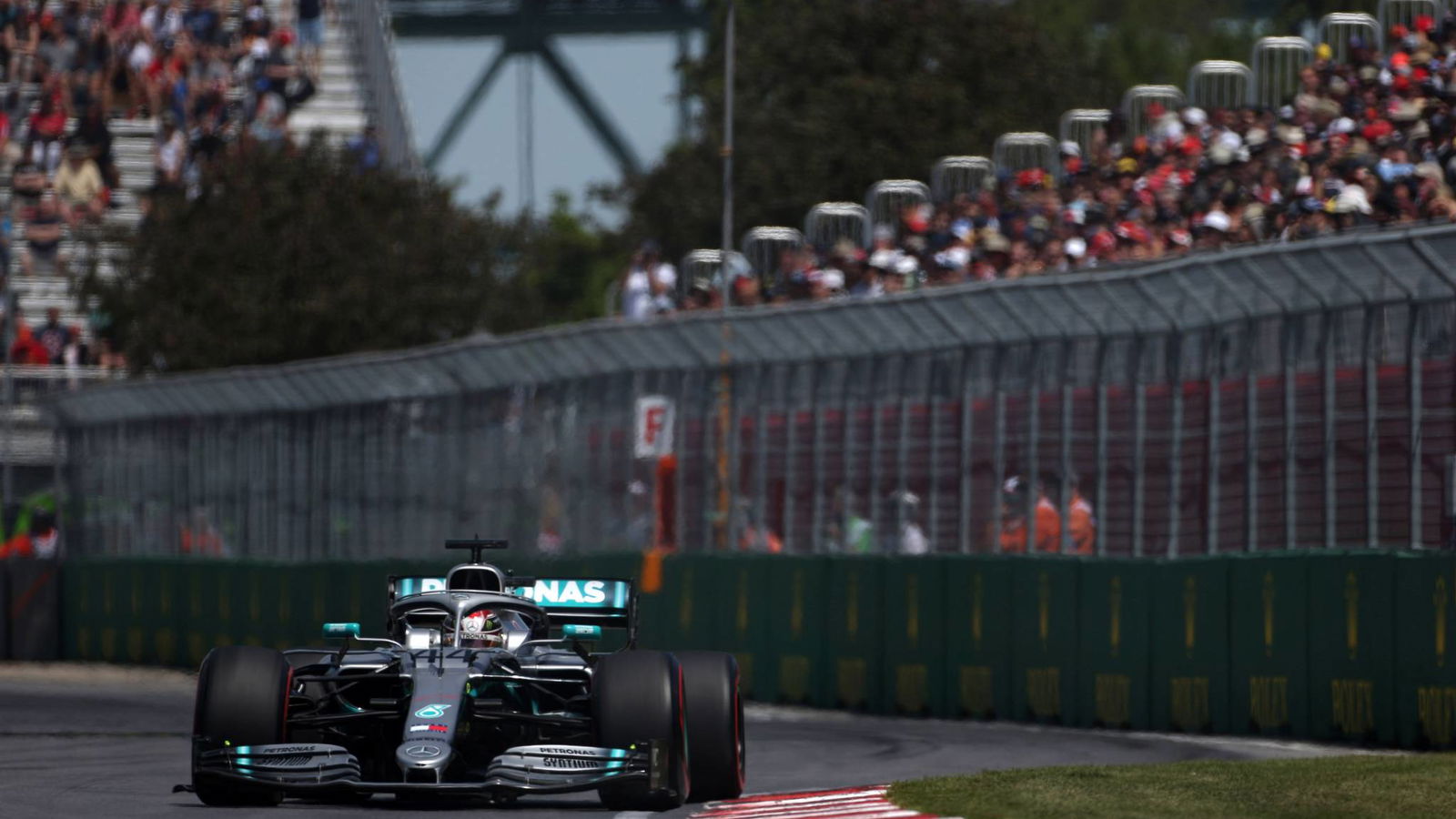 Hamilton: Ferrari ‘killing’ Mercedes on straights in Canada