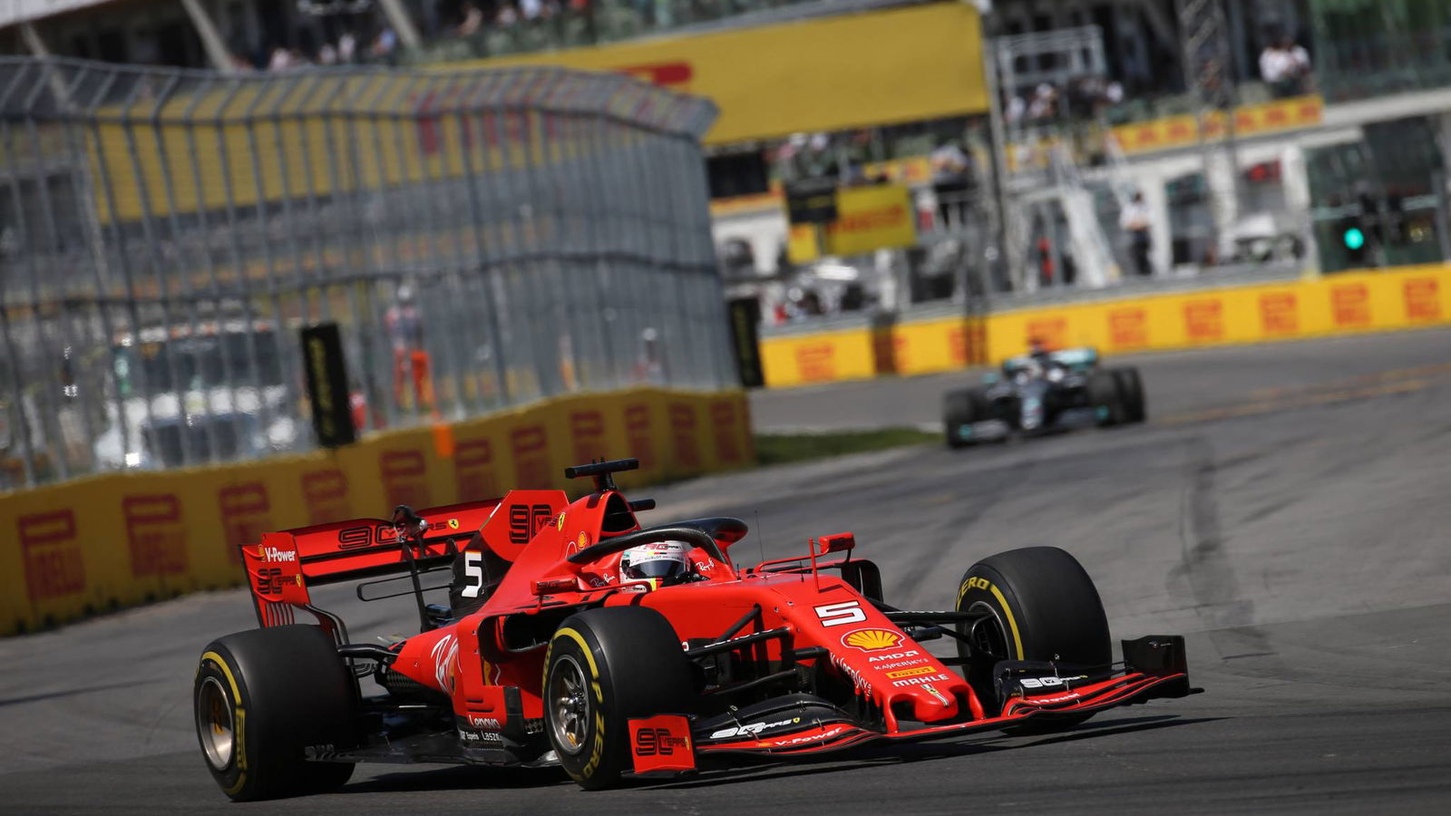 Vettel had to “freestyle” fuel-saving to make finish in Canada
