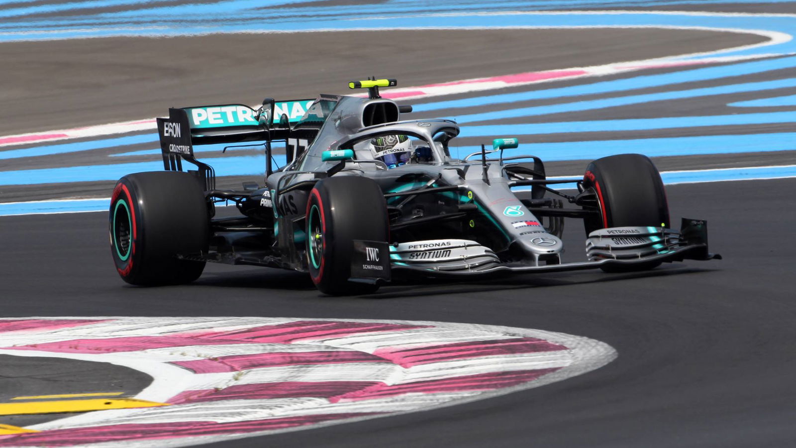 Bottas quickest in France FP2, Hamilton under investigation