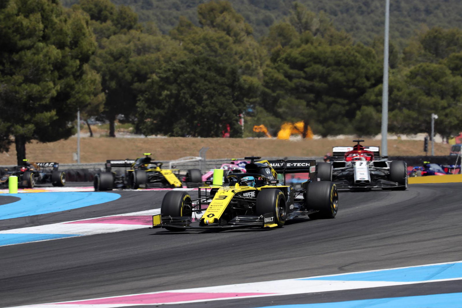 Klasemen poin Kejuaraan Dunia F1 diperbarui