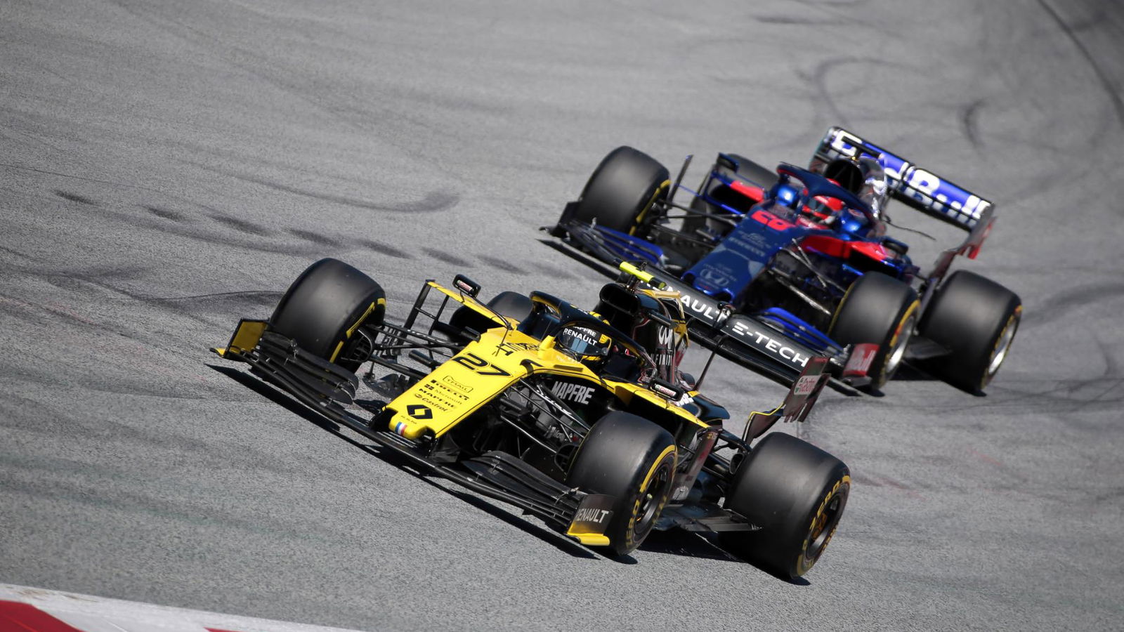 Renault: Pressure firmly on to defend fifth place from Toro Rosso