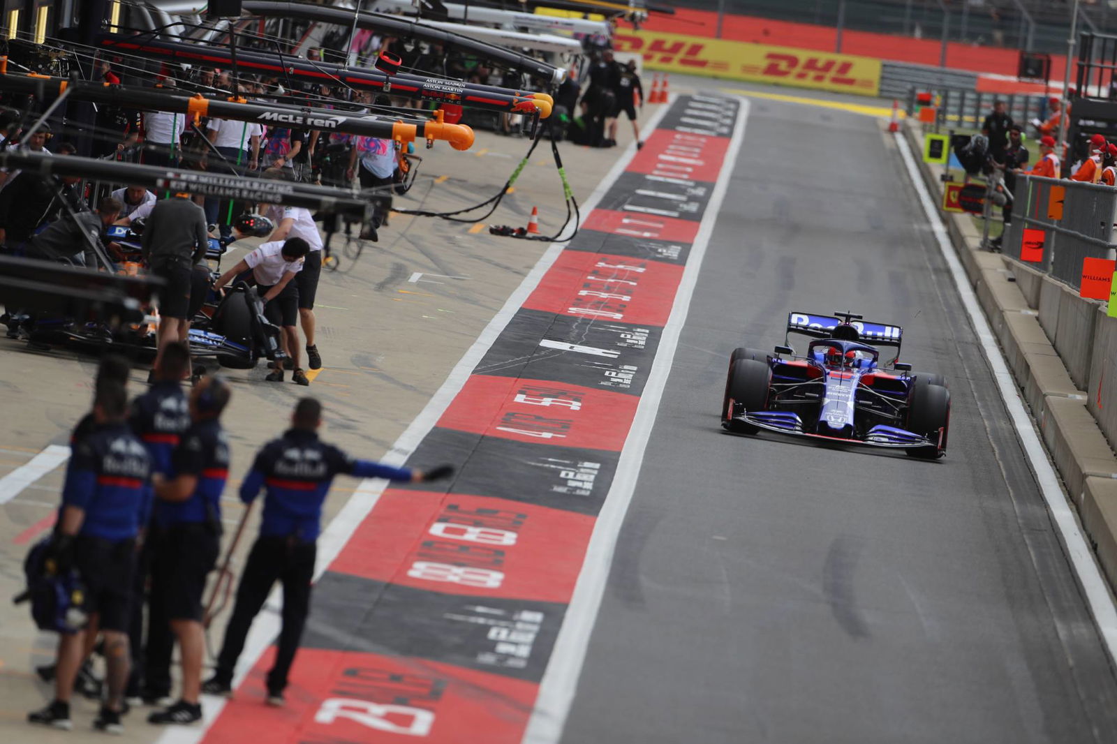 Ferrari will still prioritise Vettel over Leclerc