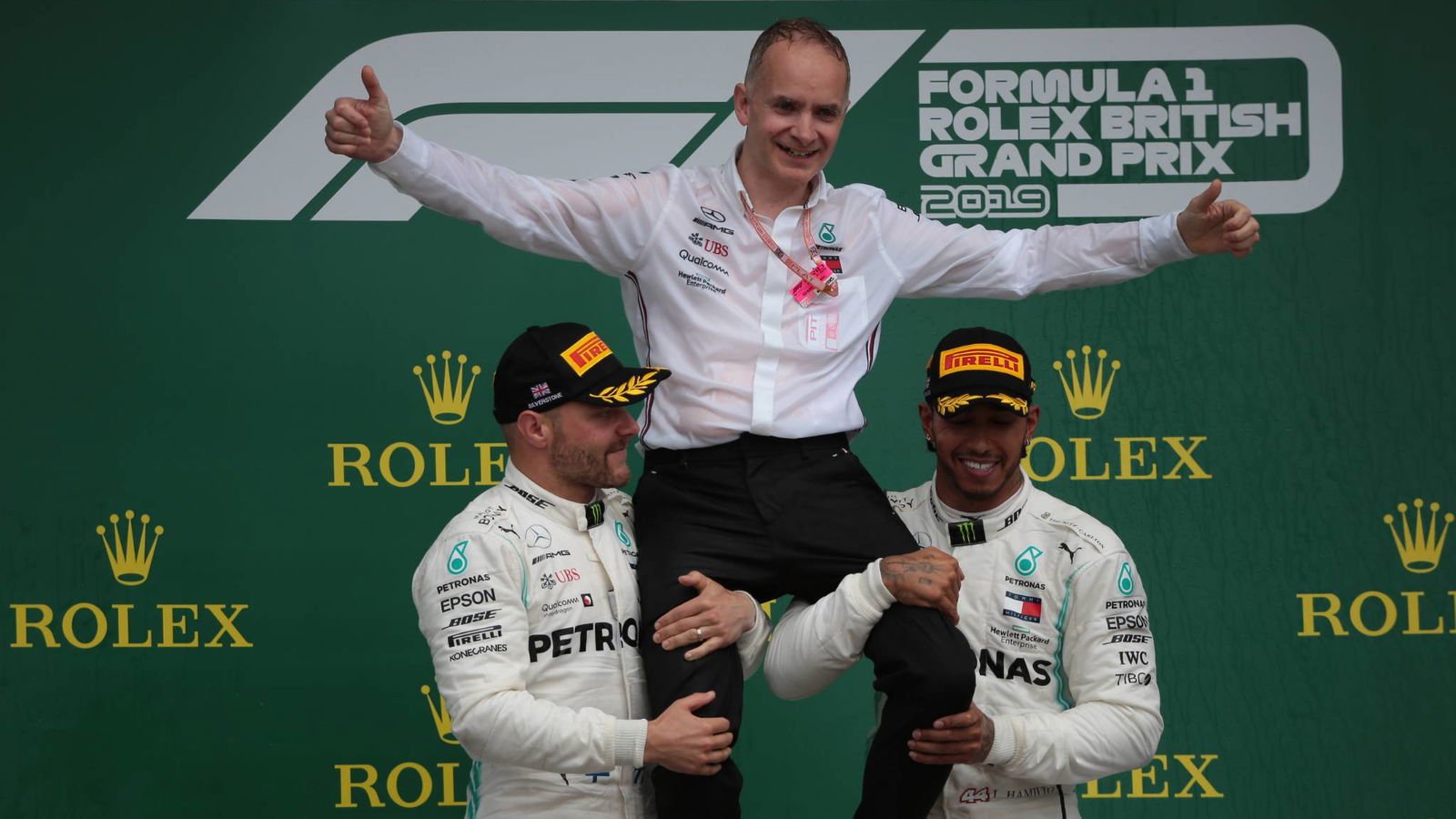 Mercedes melawan pertempuran 